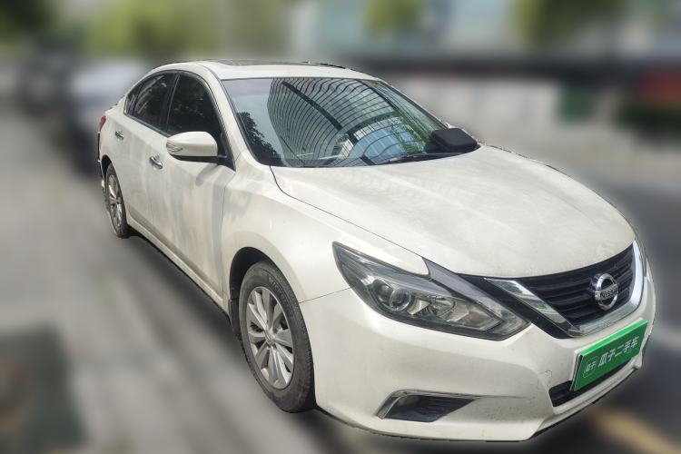 Used Nissan Teana 2016 Revised Version 2.0L XL Comfort Edition Front Right 45 Deg