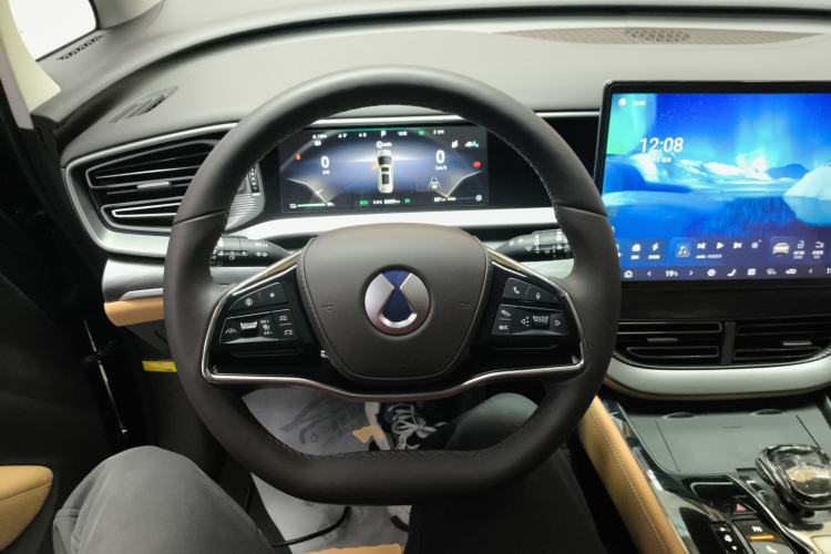 Used Denza D9 2024 DM-i 1050 Luxury Model Steering Wheel