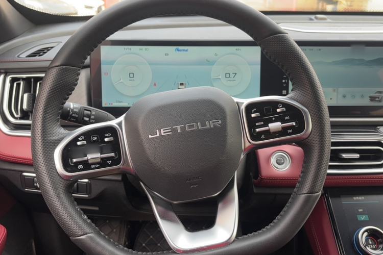 Used JETOUR X70 PLUS 2025 1.5T Flagship Edition 5 Seats