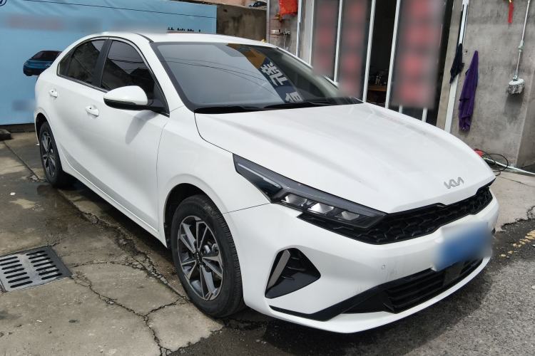 Used Kia K3 2024 1.5L CVT Comfort Plus Edition Front Right 45 Deg