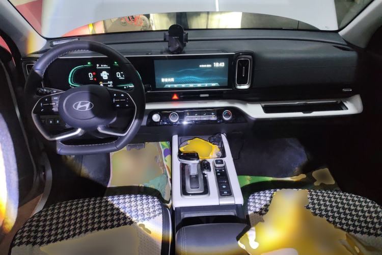 Used Hyundai ix35 2023 Musso 2.0L Deluxe Edition DLX
