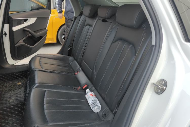 Used Audi A4L 2020 40 TFSI quattro Luxury Dynamic Model