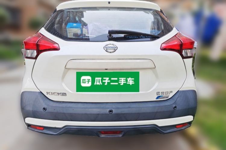 Used Nissan Kicks 2018 1.5L CVT Smart Connect Luxury Edition
