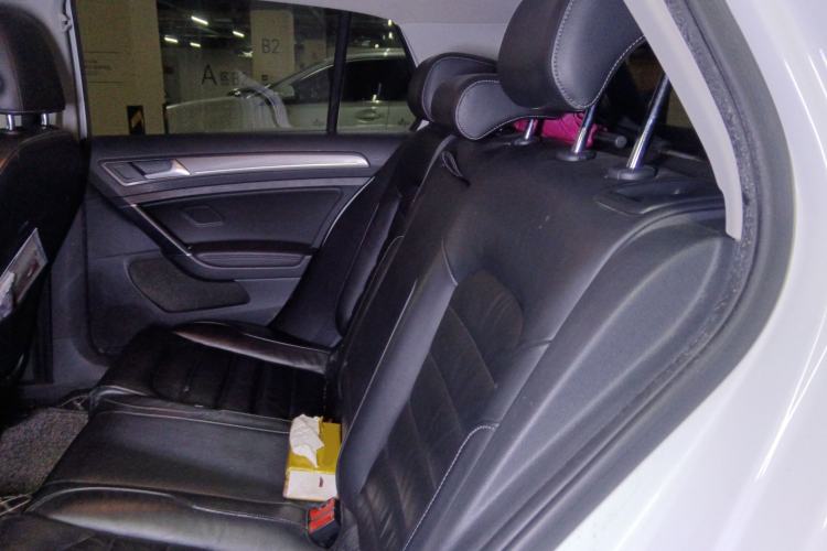 Used Volkswagen Golf 2014 1.4TSI Automatic Luxury Model
