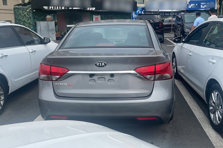 Used Kia Forte 2014 1.6L MT GL
