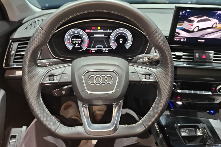 Used Audi Q5L 2022 Updated 45T Luxury Dynamic Version
