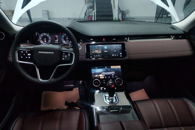 Used Land Rover Range Rover Evoque 2023 Aurora L 249 PS Luxury Edition