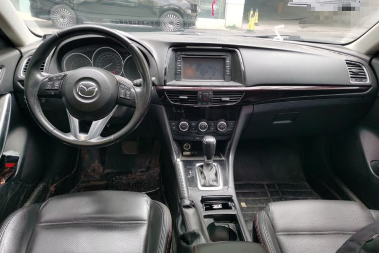 Used Mazda Atenza 2014 2.0L Blue Sky Luxury Edition Center Console