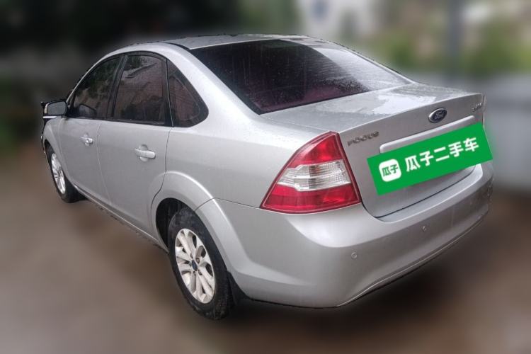 Used Ford Focus 2013 Sedan Classic 1.8L Manual Base Model