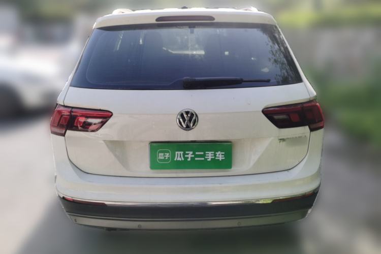 Used Volkswagen Tiguan L 2017 330TSI Automatic Two-Wheel Drive Luxury Edition Rear