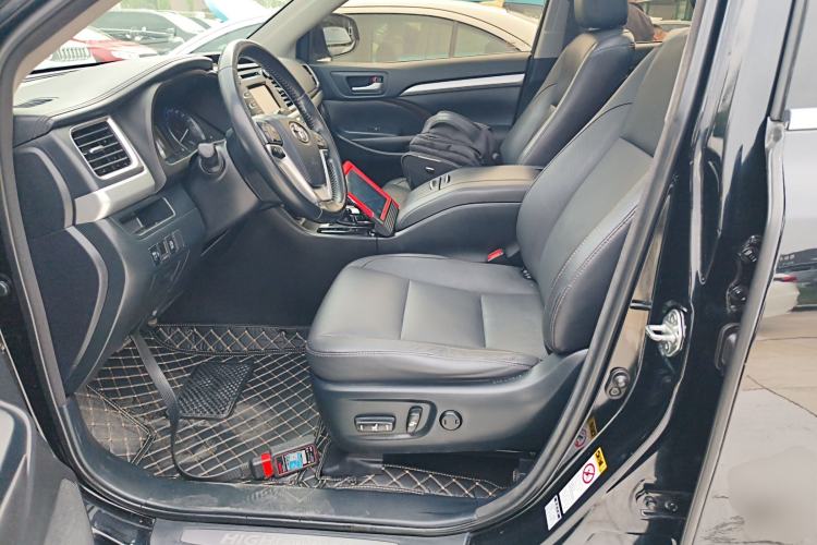 Used Toyota Highlander 2015 2.0T Four-Wheel Drive Luxury Edition 7-Seater