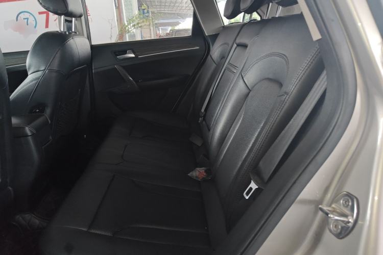 Used Zotye T600 2016 1.5T Manual Luxury Edition Left Rear Seat