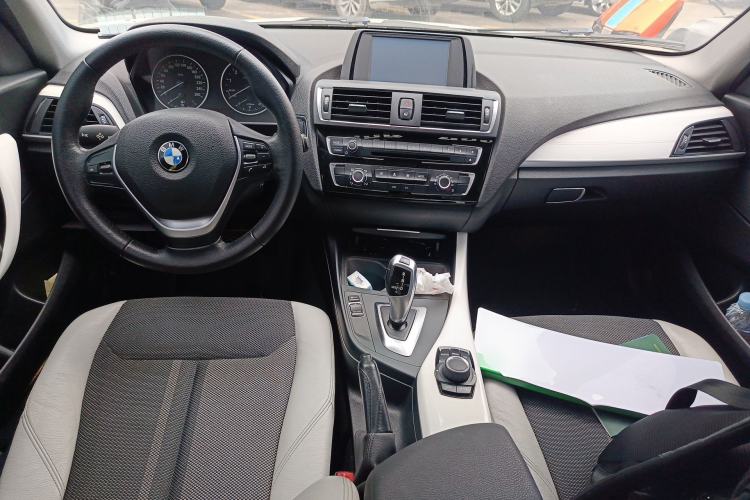 Used BMW 1 Series 2015 118i Urban Design Package Center Console