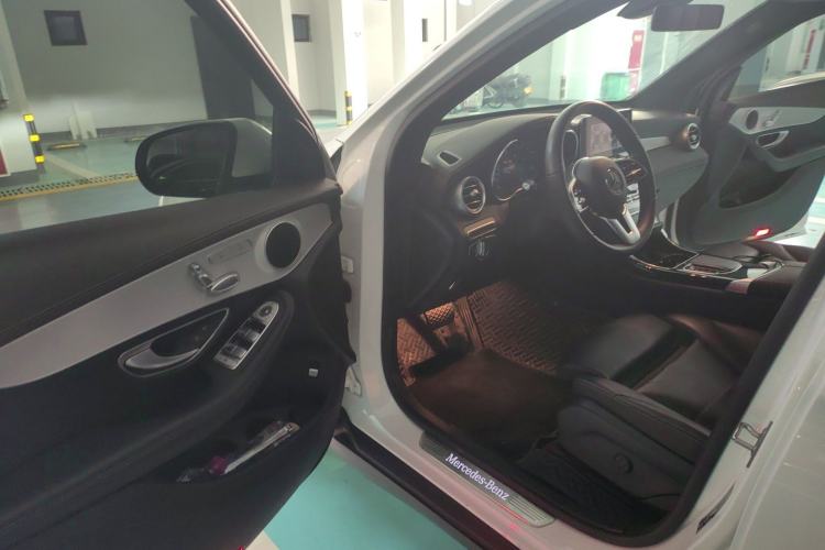 Used Mercedes-Benz GLC 2022 Facelifted GLC 260 L 4MATIC Dynamic Edition Driver Seat