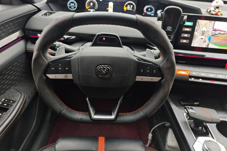 Used Changan UNI-V 2024 1.5T Prestige Edition