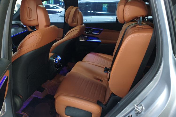 Used Mercedes-Benz GLC 2023 GLC 260 L 4MATIC Luxury 7-Seater Left Rear Seat