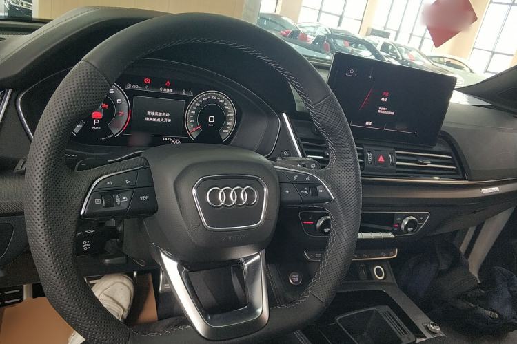 Used Audi Q5L 2024 45 TFSI Luxury Dynamic Model
