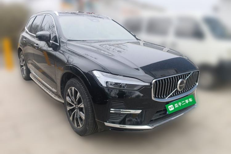 Used Volvo XC60 2024 B5 4x4 Smart Luxury Edition Exterior 2