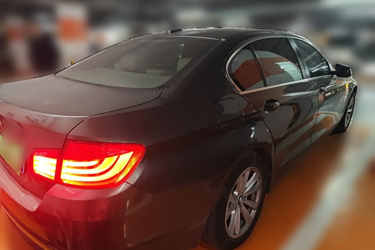 Used BMW 5 Series 2013 525Li Leading Model
