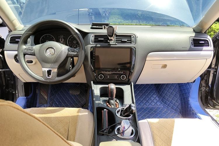 Used Volkswagen Sagitar 2012 1.4TSI Automatic Luxury Edition