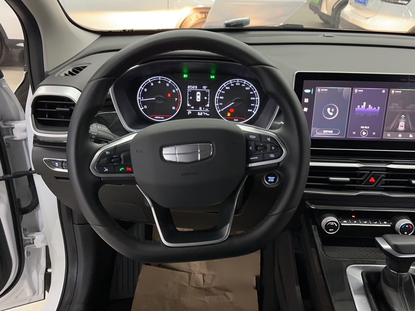 Geely Auto Coolray 2025 Model 1.5L CVT Superpower Edition MAX — снимка 18
