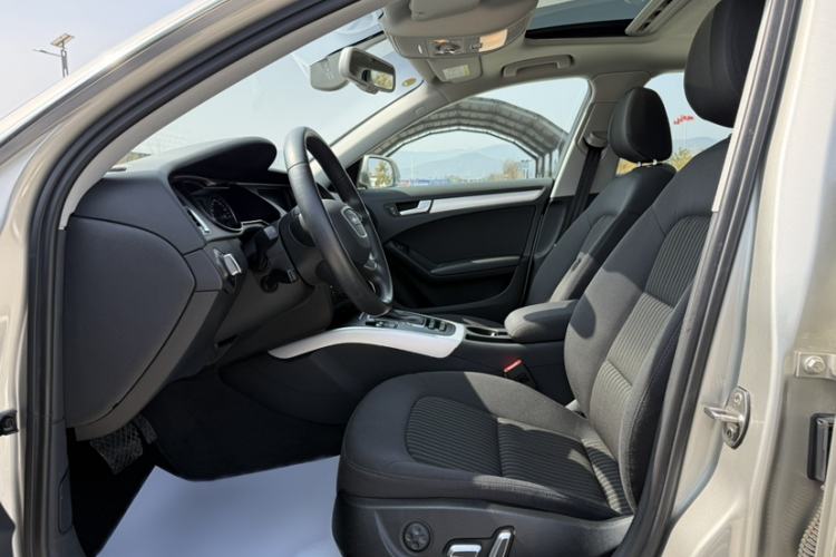 Used Audi A4L 2016 30 TFSI Collector's Edition Automatic Comfort Model