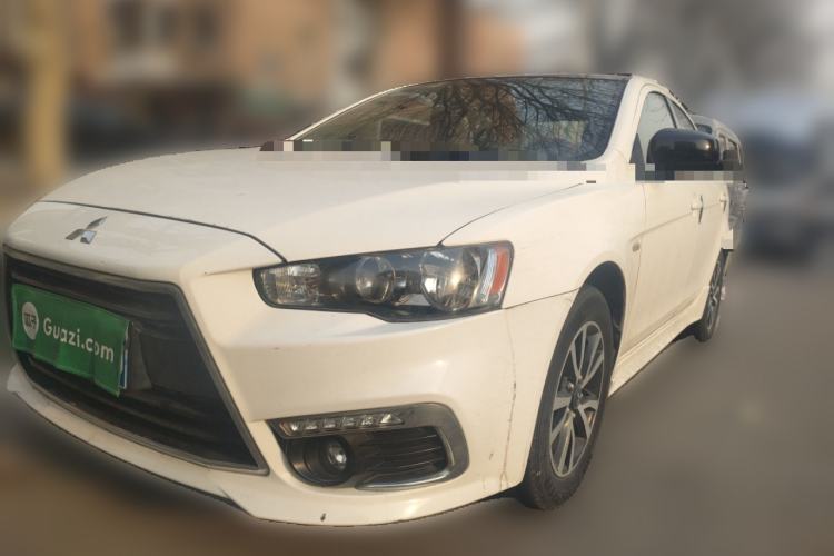 Used Mitsubishi Lancer EX 2016 1.8L CVT Black-and-White Retro Edition