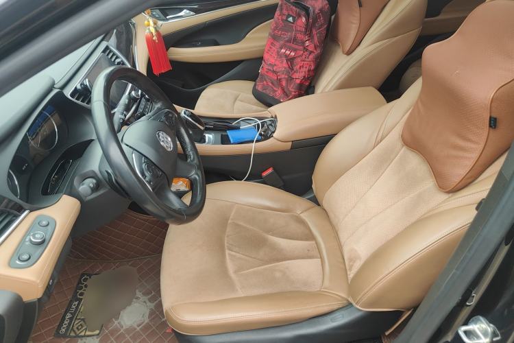 Used Buick LaCrosse 2016 28T Premium Edition Left Front Seat