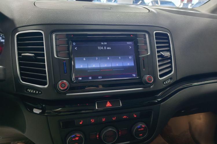 Used Volkswagen Sharan 2016 380TSI Luxury 7-Seater
