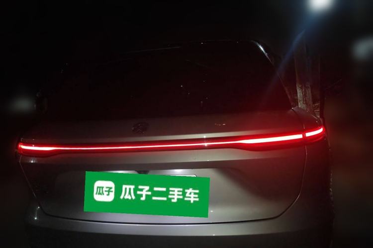 Used Nio ES8 2023 75 kWh Executive Edition
