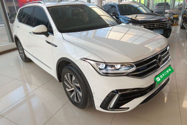 Used Volkswagen Tiguan L New Energy 2023 430 PHEV Plug-in Hybrid Prestige Edition Exterior 2