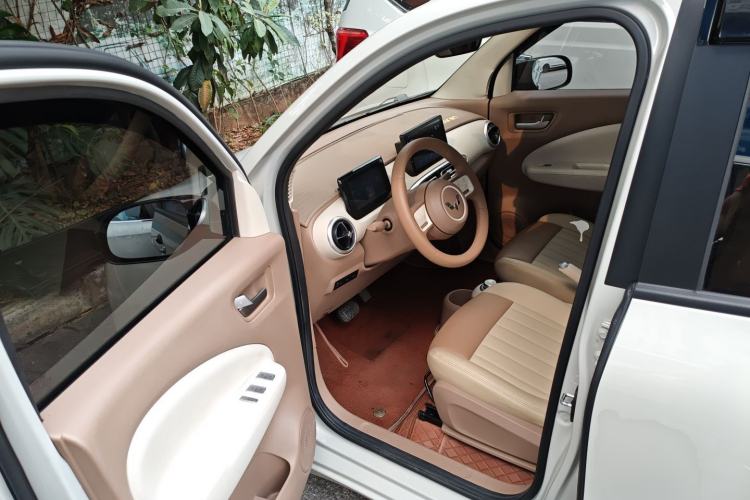 Used Wuling Hongguang MINIEV 2025 Four-Door Version Advanced Edition Driver Seat