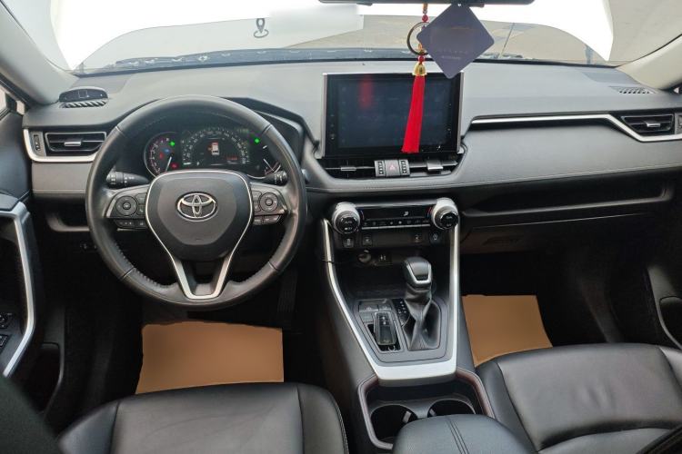 Used Toyota RAV4 2021 2.0L CVT Two-Wheel Drive Fashion PLUS Edition
