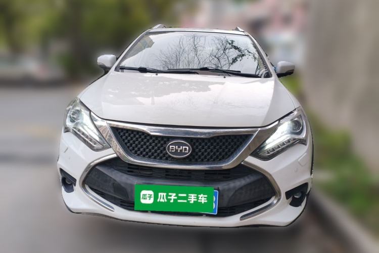 Used BYD Tang New Energy 2015 2.0T Four-Wheel-Drive Flagship Model Front