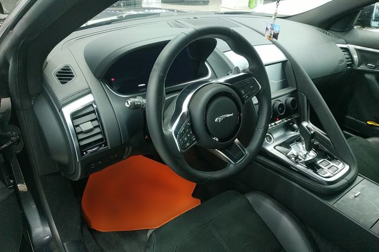 Used Jaguar F-TYPE 2021 P300 Rear-Drive Convertible Edition
