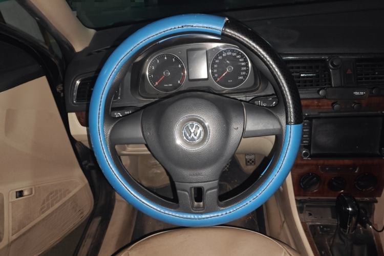 Used Volkswagen Lavida 2013 Restyled Classic 1.6L Automatic Comfort Edition
