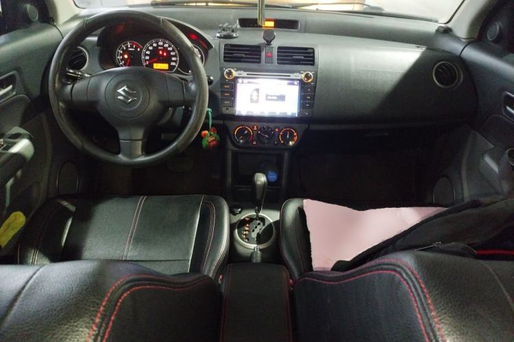 Used Suzuki Swift 2015 1.5L Automatic Limited Edition Center Console