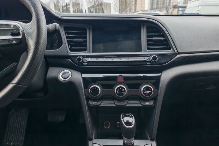 Used Hyundai Elantra (6th Generation / Lingdong) 2019 1.4T Dual-Clutch Xuan Dong · Dynamic Model
