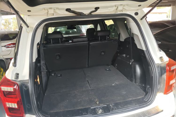 Used GAC Trumpchi GS8 2017 320T Two-Wheel Drive Luxury Smart Connectivity Version (7 Seats) Trunk