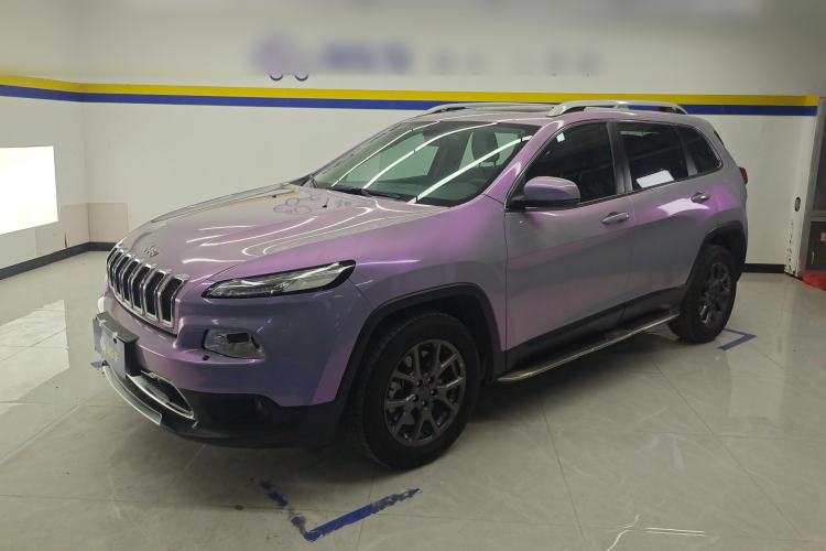Used Jeep Cherokee 2020 2.0L Two-Wheel Drive Classic Sports Edition