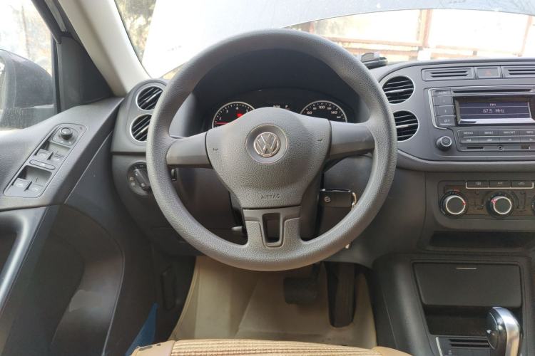 Used Volkswagen Tiguan L 2015 1.8TSI Automatic Two-Wheel Drive Trend Edition