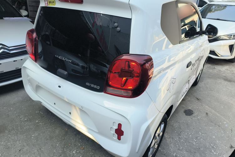 Used Roewe Clever 2022 311km QiQi BoBo Edition