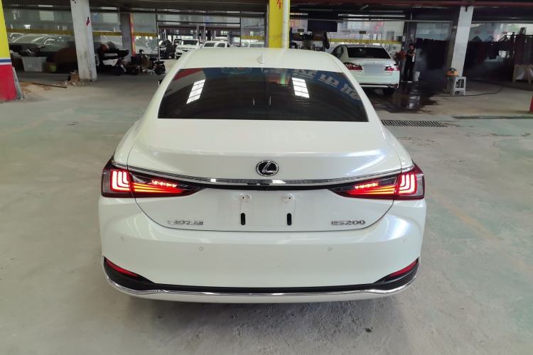 Used Lexus ES 2022 200 Excellence Edition