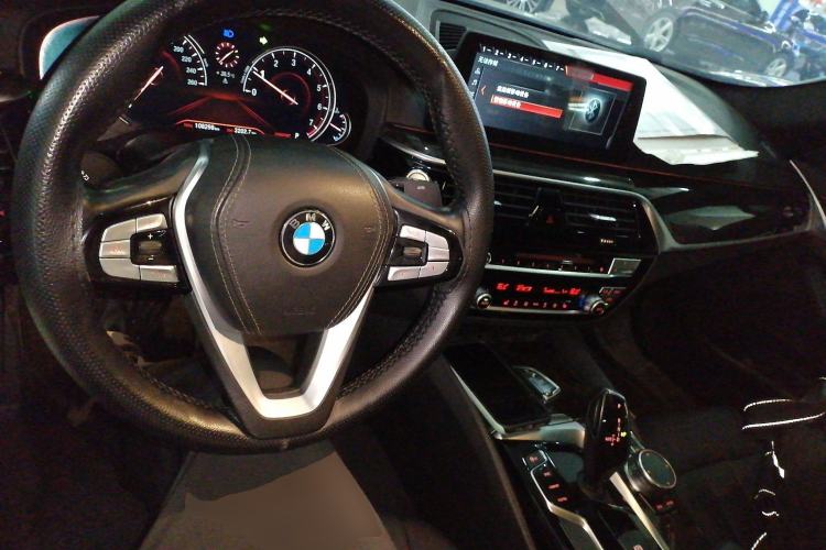 Used BMW 5 Series 2018 525Li M Sport Package
