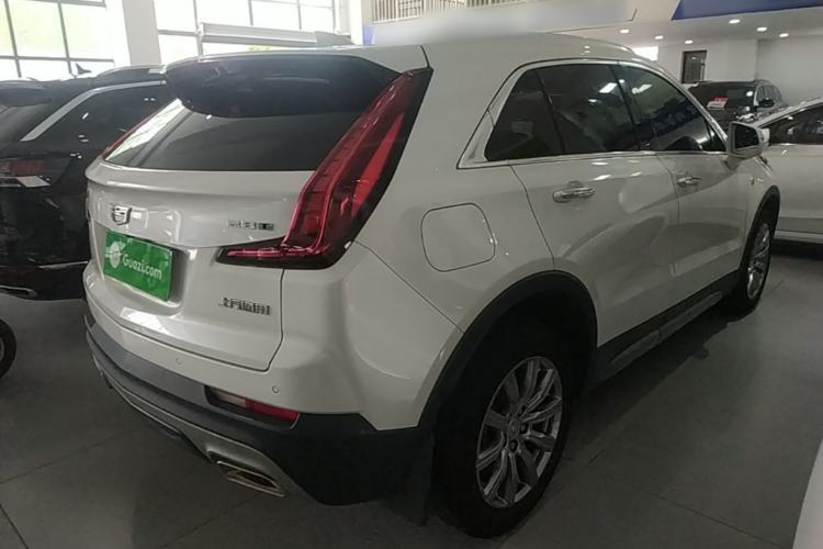 Used Cadillac XT4 2021 28T Two-Wheel Drive Leading Version
