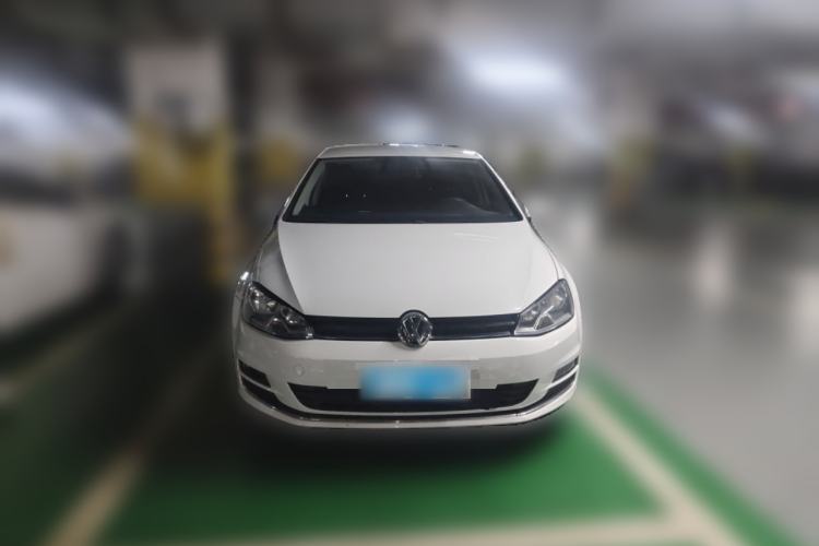 Used Volkswagen Golf 2015 1.6L Automatic Fashion Model
