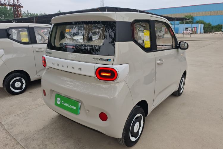 Used Wuling Hongguang MINIEV 2024 3rd Generation 215km Youth Edition Rear Right 45 Deg