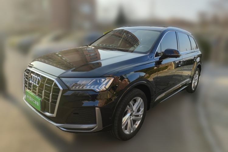 Used Audi Q7 2021 45 TFSI quattro S line Sport model