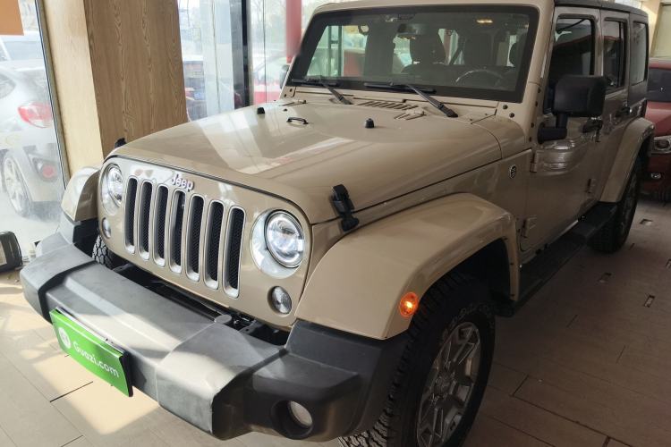 Used Jeep Wrangler 2015 3.0L Sahara Four-Door Comfort Edition
