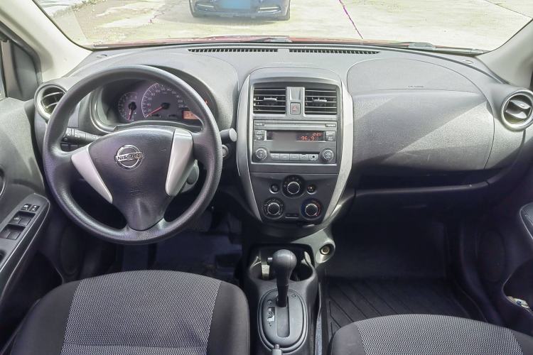 Used Nissan Sunny 2015 1.5XE CVT Master Edition Interior 2